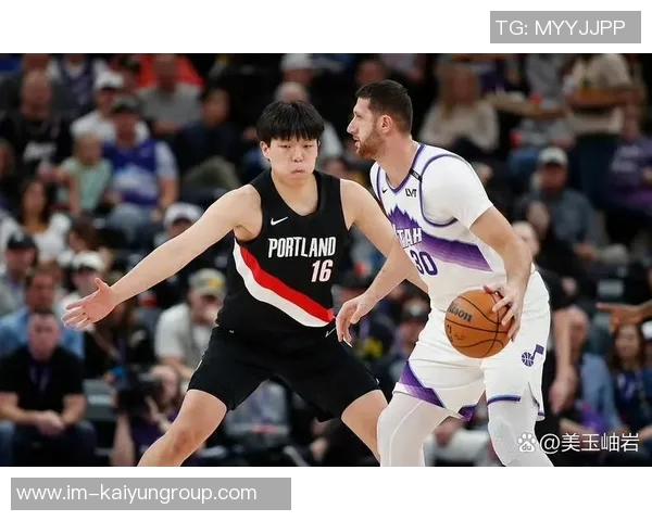 耐心等待开拓者主场战胜老鹰杨瀚森依然未能获得出场机会 耐心等待开拓者主场战胜老鹰杨瀚森依然未能获得出场机会