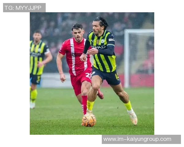 米体记者透露AC米兰冬窗前曾有意引进恩西索的详细情况